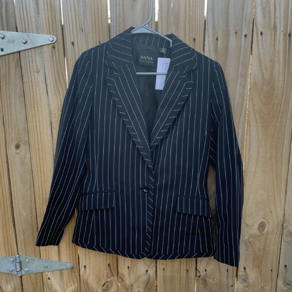 RARE Dana Buchman 100% Wool Women’s Blazer- Size 8